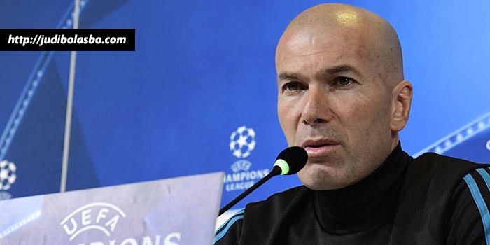 Zidane-Yakin-Kalau-Bale-Akan-Bertahan-di-Madrid